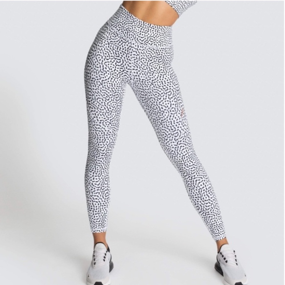 DOYOUEVEN Excel White Speckled High Waist Leggings